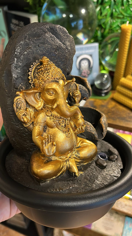Fuente Ganesha con Luz Led 19cm