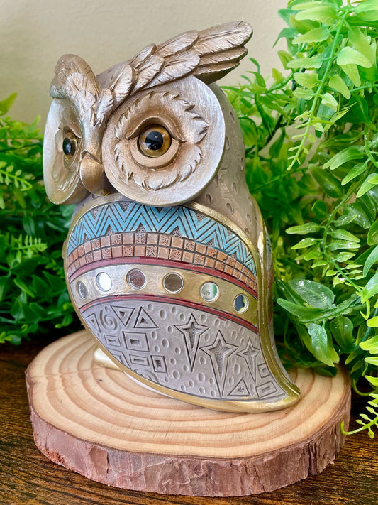 Búhos Sansa – Sabiduría y Protección Ancestral