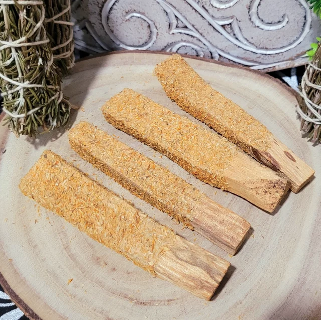 Pack 4 Palo Santo Natural con Caléndula