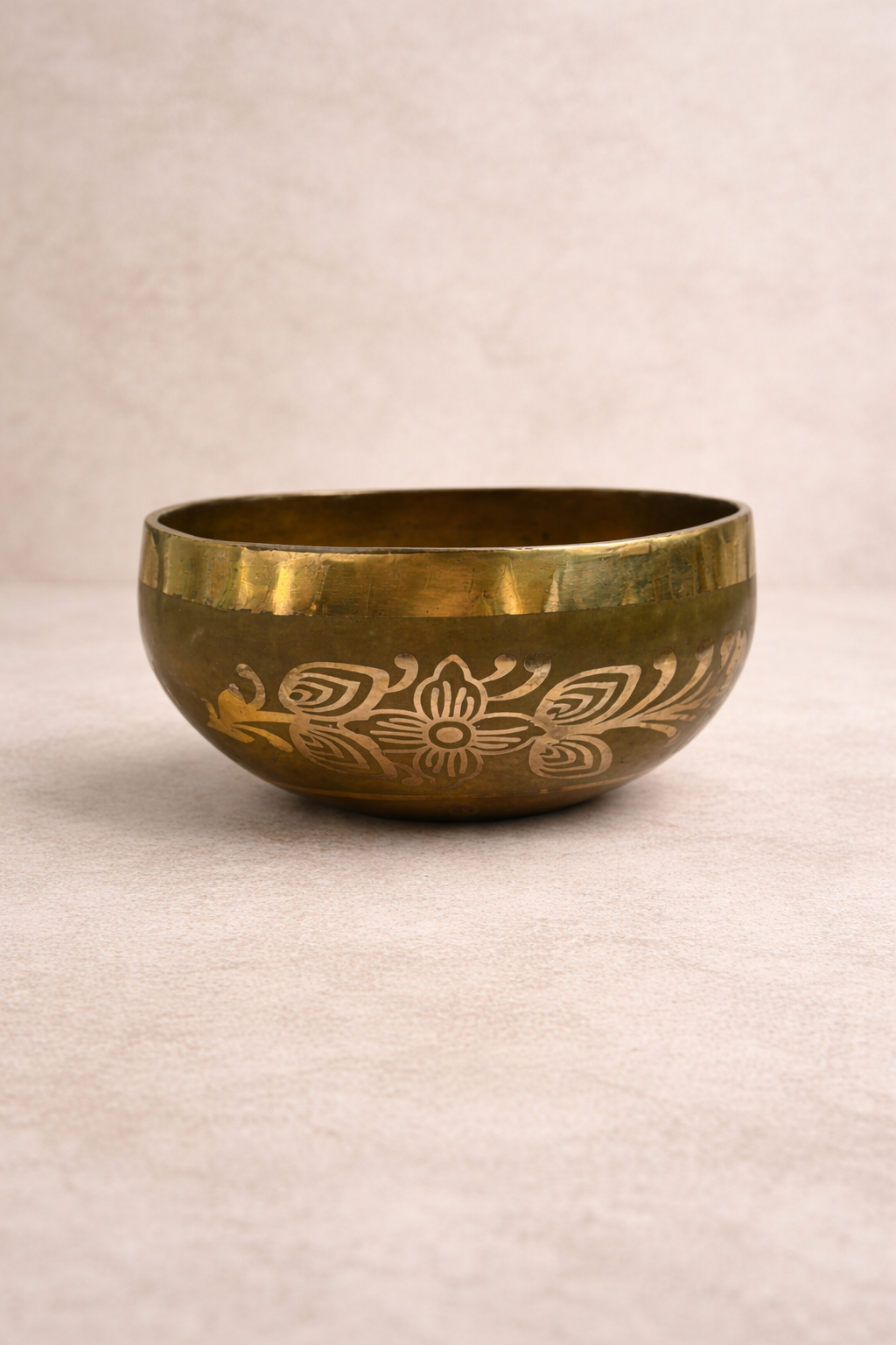 Cuenco Tibetano de 7 Metales – Armonización Energética y Sonido Sanador