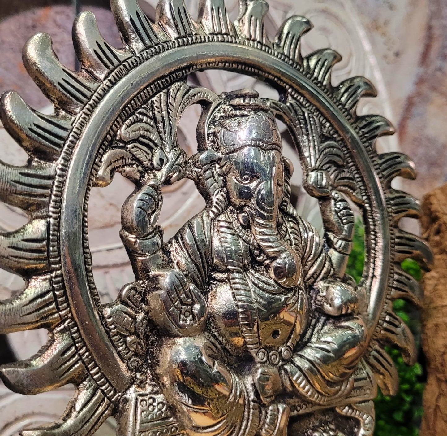 Figura Ganesha Colgador de Metal Zen