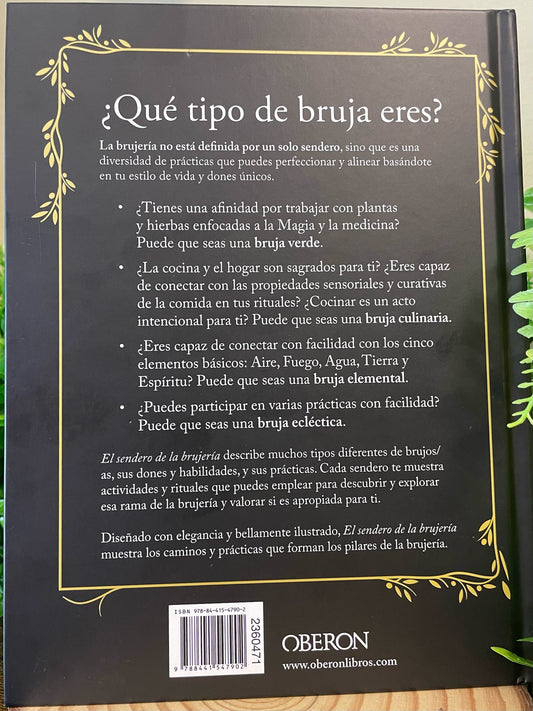 Libro "El Sendero de la Brujería" – Rituales y prácticas para descubrir la bruja que eres