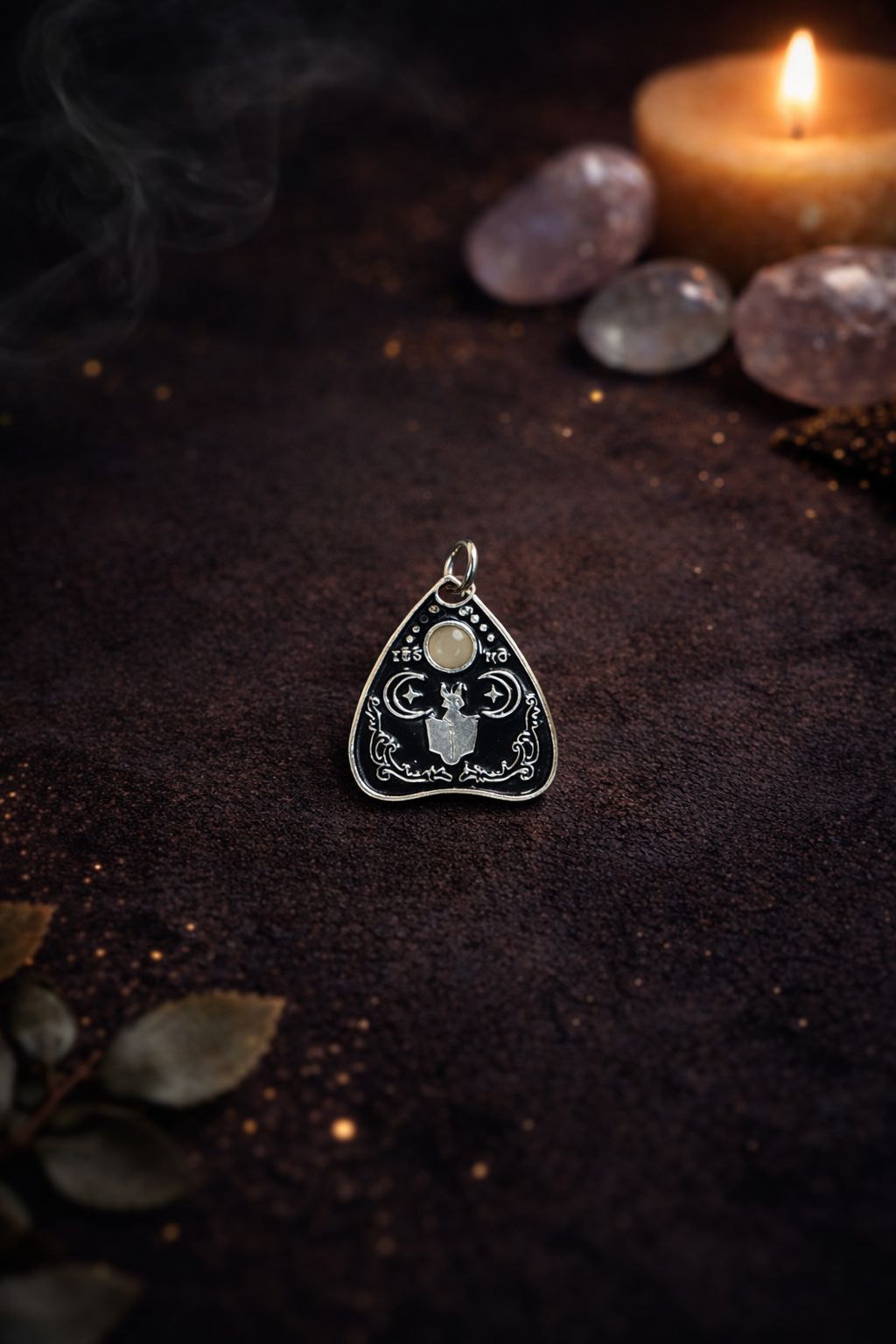 ✨ Colgantes Esotéricos Planchette Lunar – Protección, Intuición y Magia