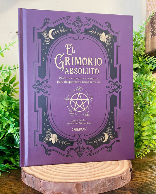 Libro "El Grimorio Absoluto" – La llave de la sabiduría mágica